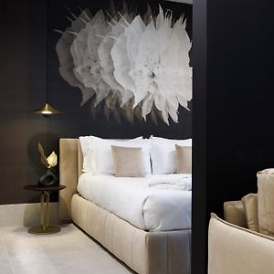 Suite executive